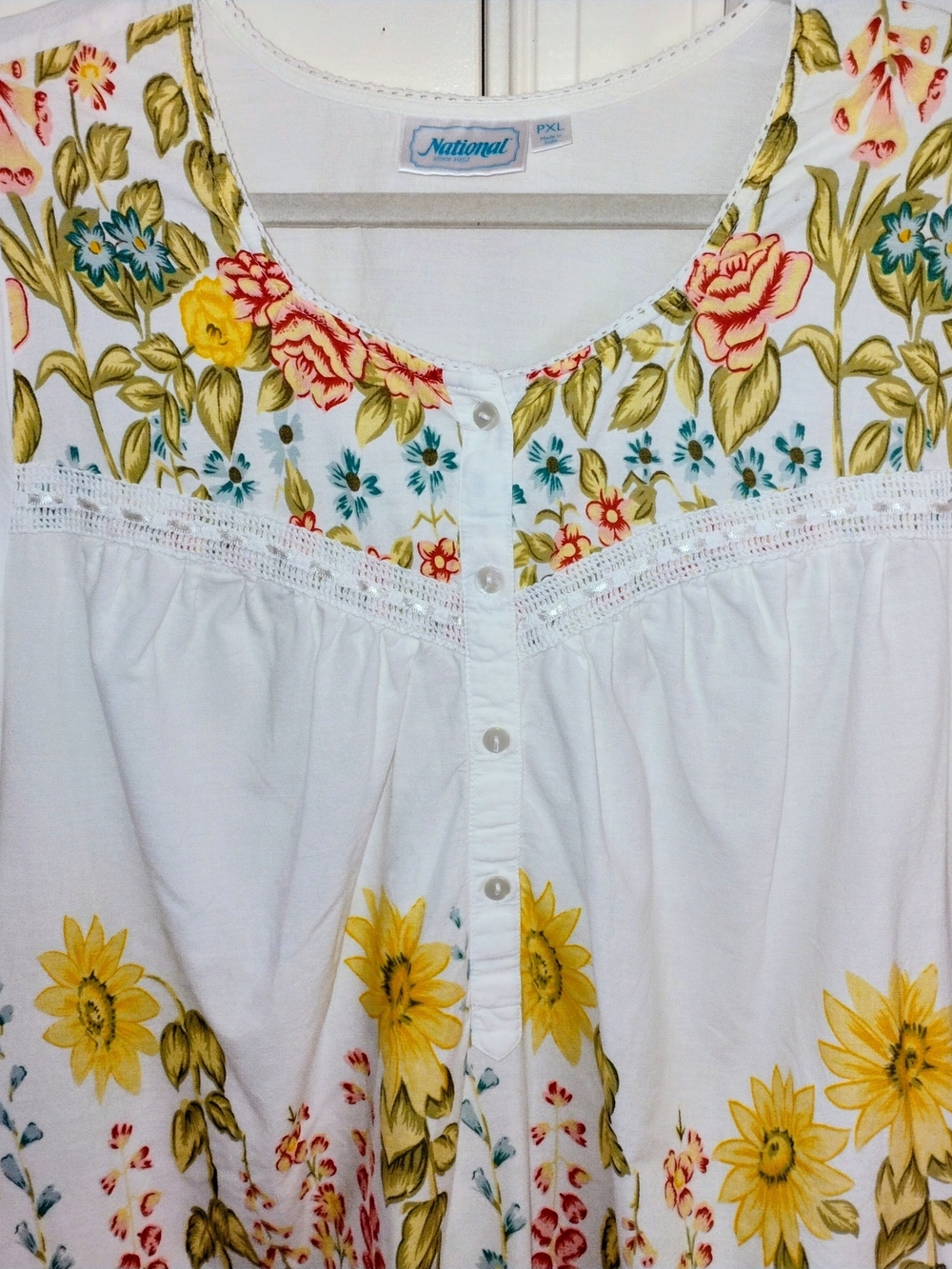 VTG White Floral Embroidered Button-Front Nightgown with Yellow Sunflower Print - Picture 7 of 9